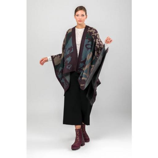 Poncho azul y morado