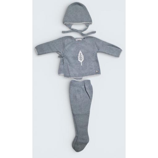 MARTIN ARANDA CONJUNTO TRES PIEZAS - JERSEY - POLAINA- GORRITO COLOR CELESTE CON HOJITA BLANCA REF 004-10130 [0]