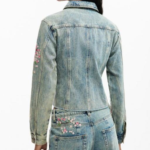 DESIGUAL CHAQUETA DENIM FLOWERS [2]