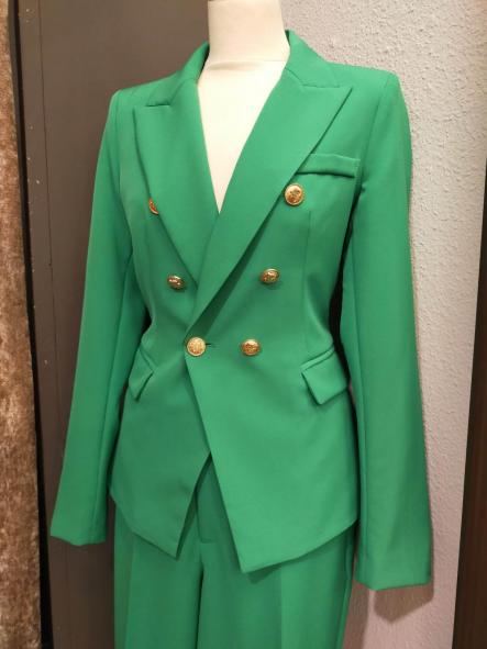 Traje de chaqueta y pantalón. Modelo Green.