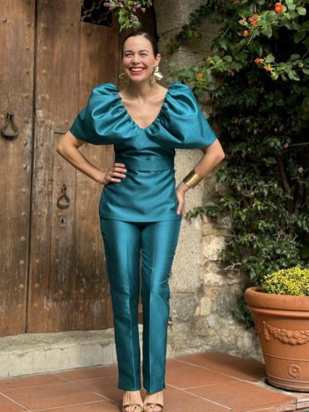 TRAJE DE PANTALON Y TOP