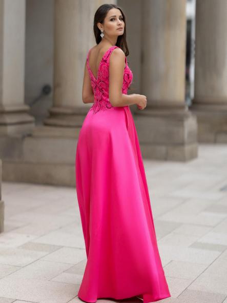 VESTIDO DE FIESTA LARGO. [1]