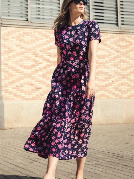 Portia Batik Maxi Tiered Dress - Navy/Pink, Flower Power de la marca sugarhill Brighton  [0]