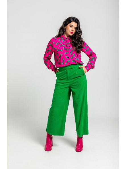 Camisa Sencilla De Estampado De Perritos Fuscia Y Verde - Más Rara Que Un Perro Verde de la marca lolina