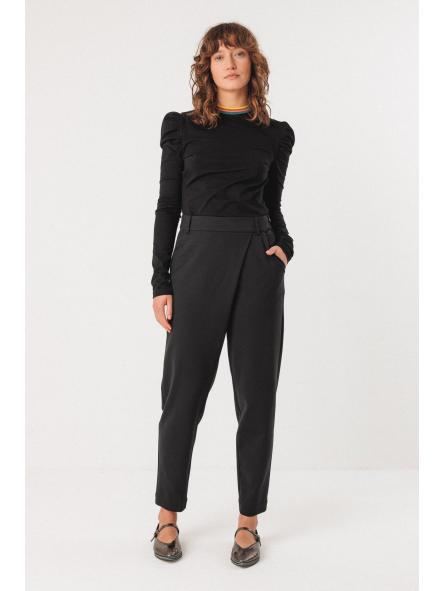  PANTALÓN EZAMA DE LA MARCA SKFK