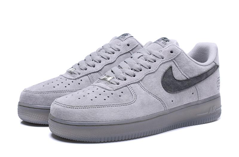 NIKE AIR FORCE1 X REIGNING CHAMP € NIKE AIR FORCE 1