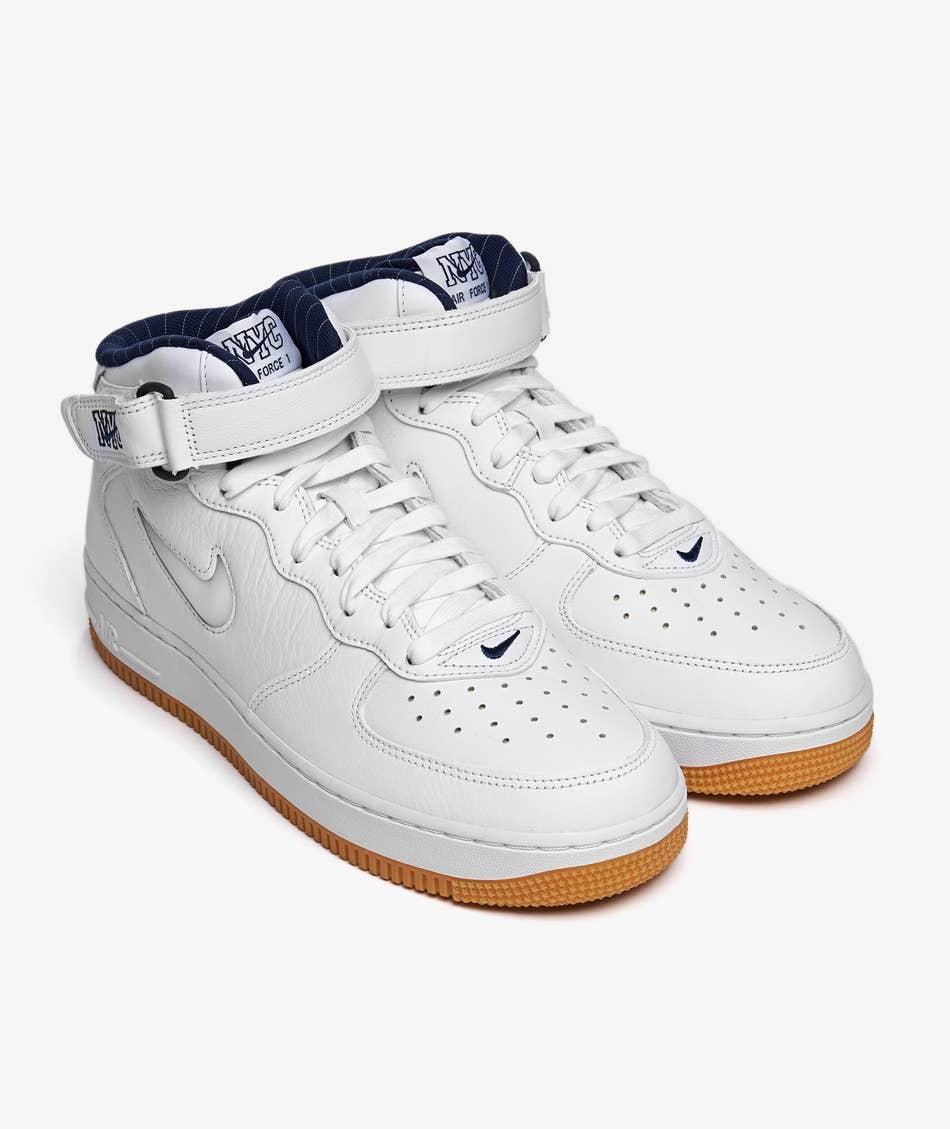 NIKE FORCE 1 MID JEWEL "NYC MIDNIGHT NAVY" 109,90 € NIKE AIR FORCE 1