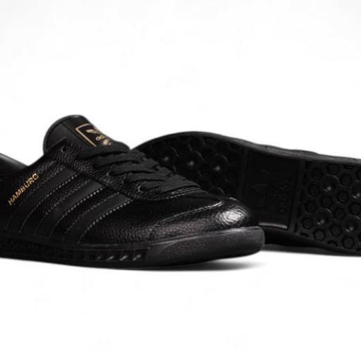 Adidas Hamburg Negras con Letras Doradas – Zapatillas Retro de Ante y Suela Goma [3]