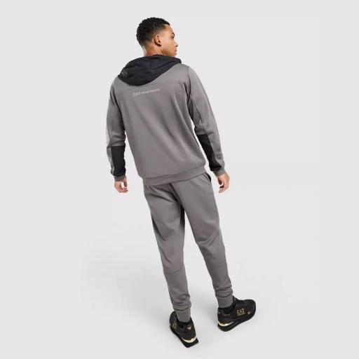 Chándal EA7 Emporio Armani Hybrid [6]