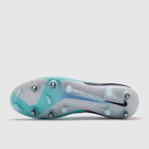 Bota Nike Phantom 6 Elite Low SG-Pro Player Edition [1]