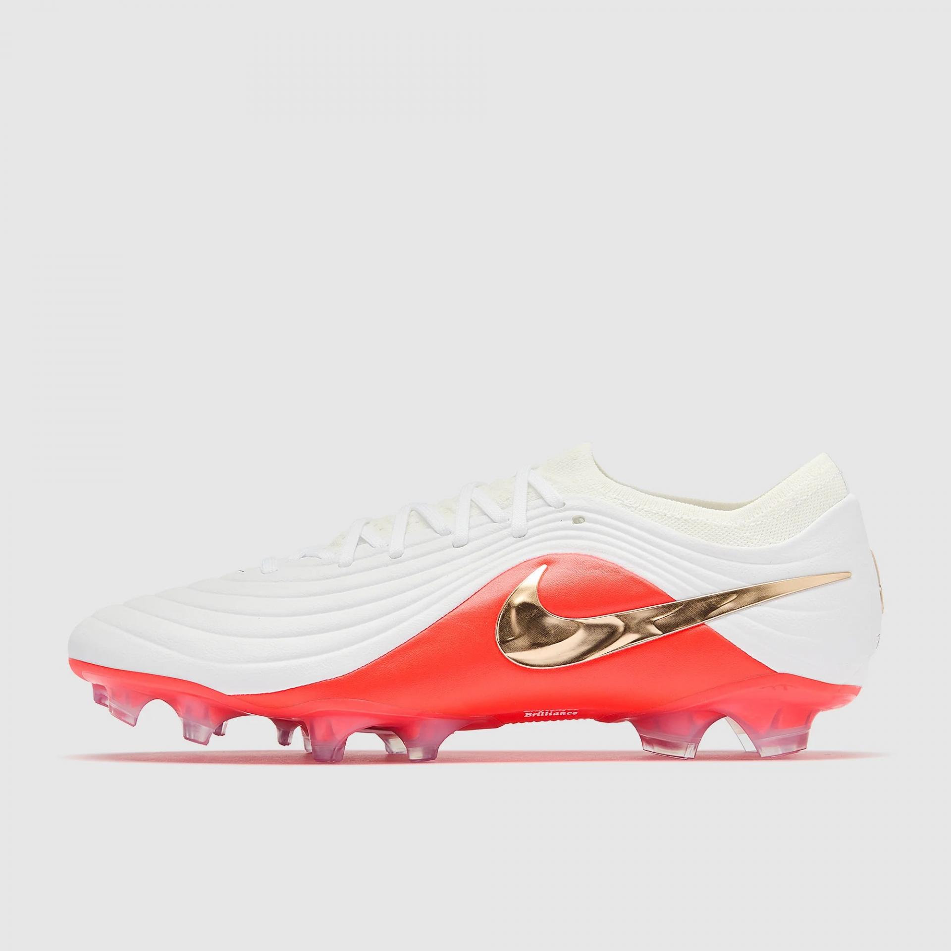Bota Nike Tiempo Maestro Elite FG
