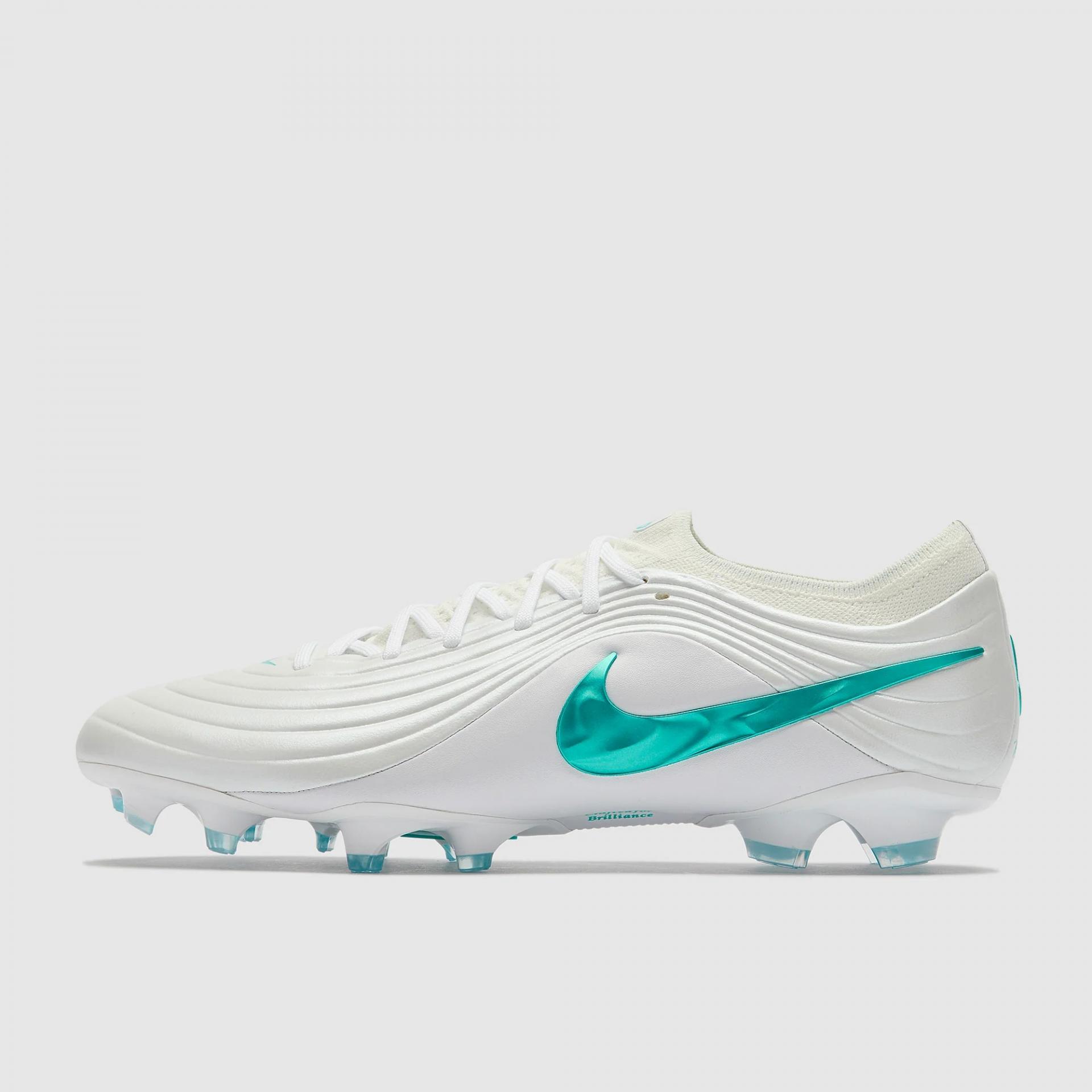 Bota Nike Tiempo Maestro Elite FG