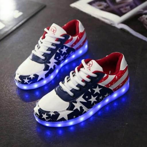 Zapatillas LED [1]