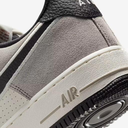 Nike Air Force 1 '07 LV8 [7]