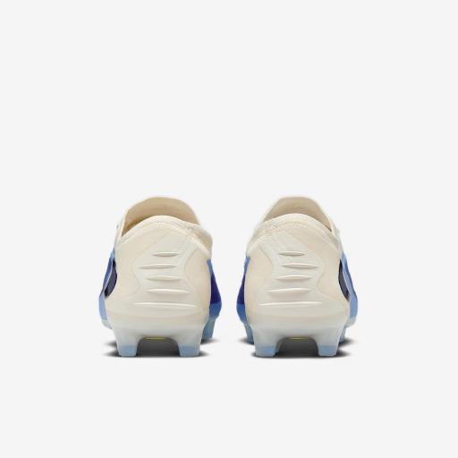 Nike Phantom 6 Low Elite [5]