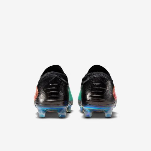 Nike Phantom 6 Low Elite [4]