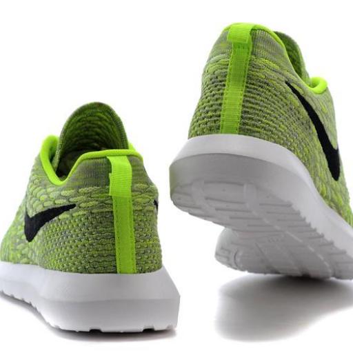 Nike Roshe Flyknit [3]