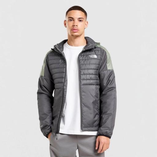 The North Face Chaqueta Hybrd Nube Media