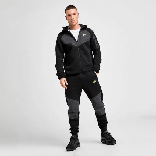 Nike Pantalones de chándal Tech Mix [2]