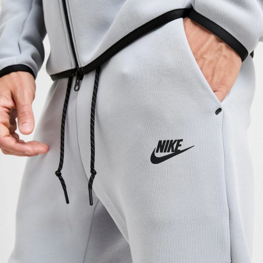 Nike Pantalones Joggers Tech Mix [3]