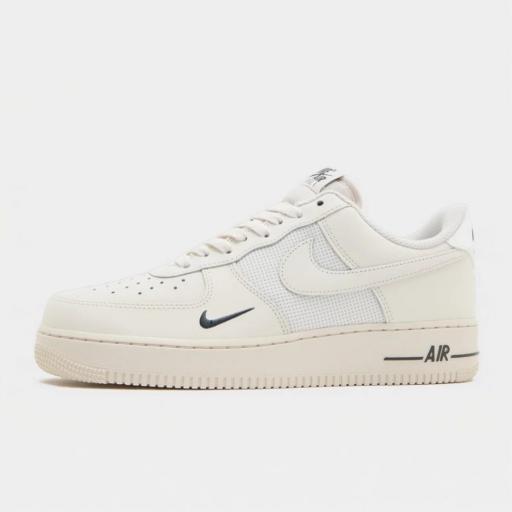 Nike Air Force 1 '07 LV8