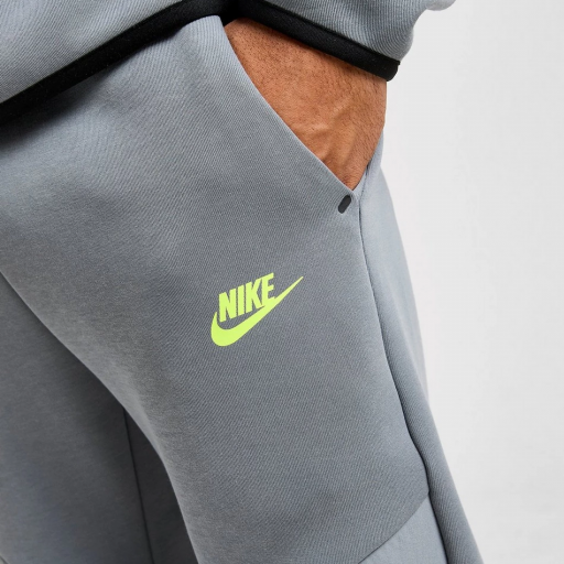 Nike Pantalones de chándal Tech Mix [2]