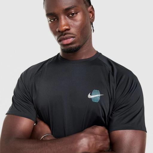 Nike Camiseta Stride Graphic [5]