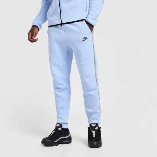 Nike Pantalones de chándal Tech Fleece [3]