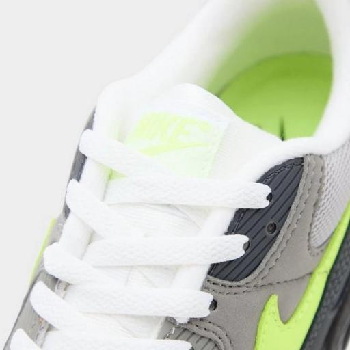 Nike Air Max 90 'Neon' [3]