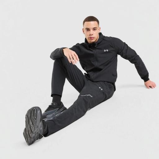 Under Armour Pantalón de chándal Storm Woven [1]
