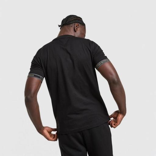 EA7 Emporio Armani Camiseta Large Logo Tape [4]