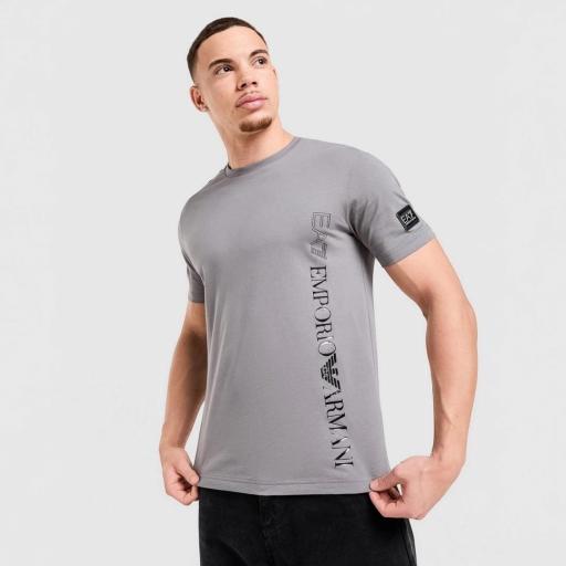 EA7 Emporio Armani Camiseta Badge Vertical Logo [1]