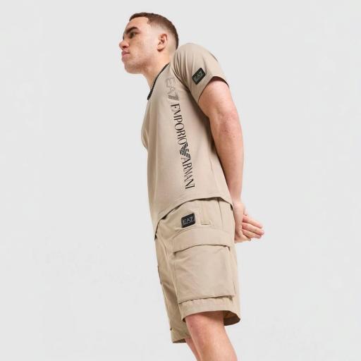 EA7 Emporio Armani pantalón corto Cargo Badge Woven [4]