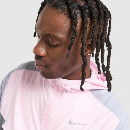 Nike Packable Jacket [3]