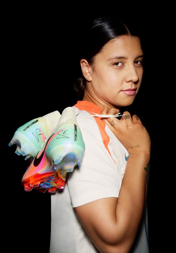 feature-tab-samkerrq325 (1).jpg