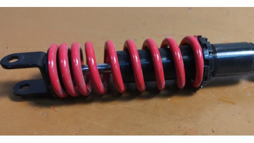 Amortiguador trasero [2]