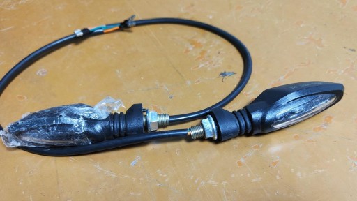 Intermitentes delanteros [2]