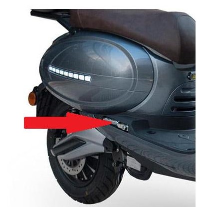 Reposapiés traseros abatibles cromados