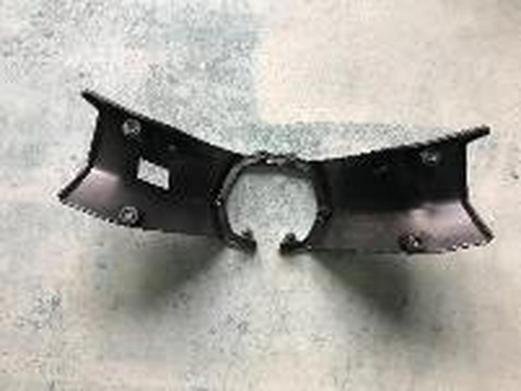 CUBIERTA DEL VOLANTE MANILLAR HACIA ABAJO