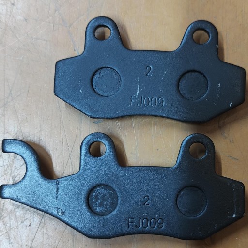 Pastillas de freno trasero Linze trip [1]