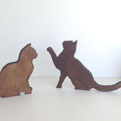 pareja de gatos de madera [1]