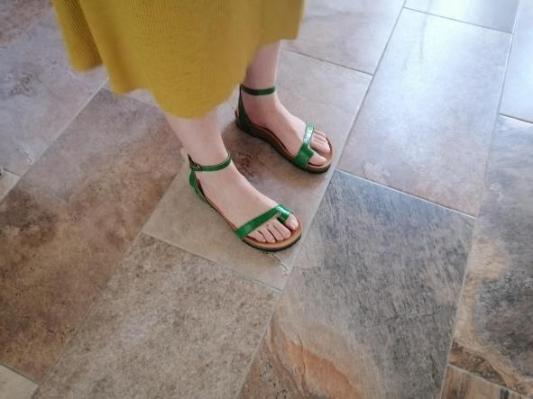 ÍTACA VERDE,  sandalias veganas, sandalias veganas mujer, calzado vegano, sandalias de tacón bajo, sandalias bioworld, vegan shoes. 