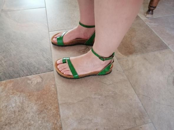 ÍTACA VERDE,  sandalias veganas, sandalias veganas mujer, calzado vegano, sandalias de tacón bajo, sandalias bioworld, vegan shoes.  [1]