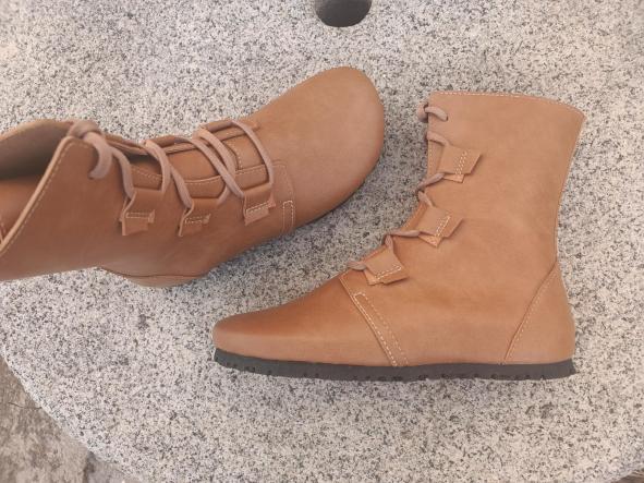 NEVADA CAMEL, Botas Veganas, Botas de invierno, botas de mujer y de hombre.  [1]