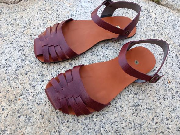 BAREFOOT PETRA BURDEOS, sandalias barefoot con suelas genericas Analco, 4 mm de grosor.  [0]
