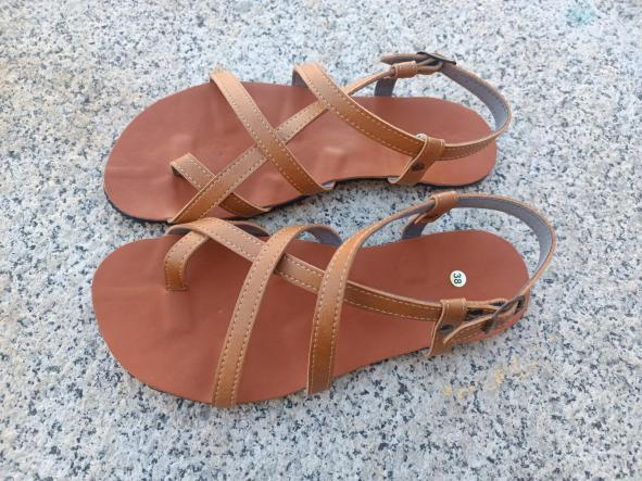 BAREFOOT HECTOR color CAMEL, sandalias para mujer y hombre, calzado descalzo, sandalias veganas, eco-friendly, barefoot.