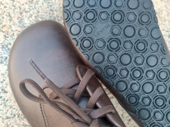 BAREFOOT AUSTIN color Negro, suelas Vibram SUPERNEWFLEX​ de 6mm de grosor, zapatos Barefoot para mujer y hombre, calzado Barefoot, zapato veganos, eco-friendly, barefoot. [2]