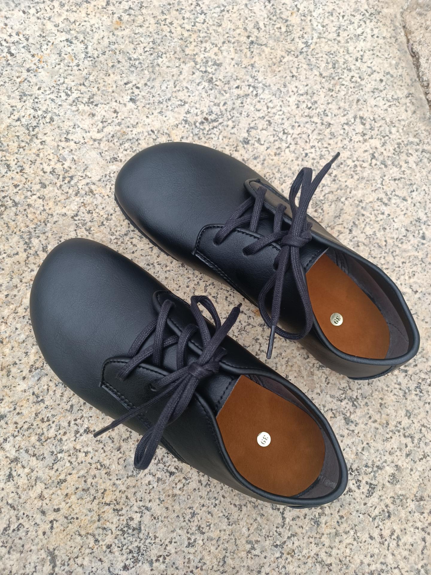 BAREFOOT AUSTIN color Negro, suelas Vibram SUPERNEWFLEX​ de 6mm de grosor, zapatos  Barefoot para mujer y hombre, calzado Barefoot, zapato veganos,  eco-friendly, barefoot.: 84,00 € - BIOWORLD SHOES