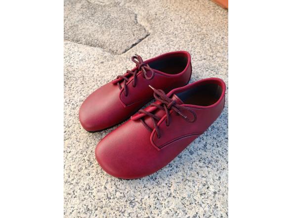BAREFOOT AUSTIN color rojo, suelas Vibram SUPERNEWFLEX​ de 6mm de grosor, zapatos Barefoot para mujer y hombre, calzado Barefoot, zapato veganos, eco-friendly, barefoot. [3]