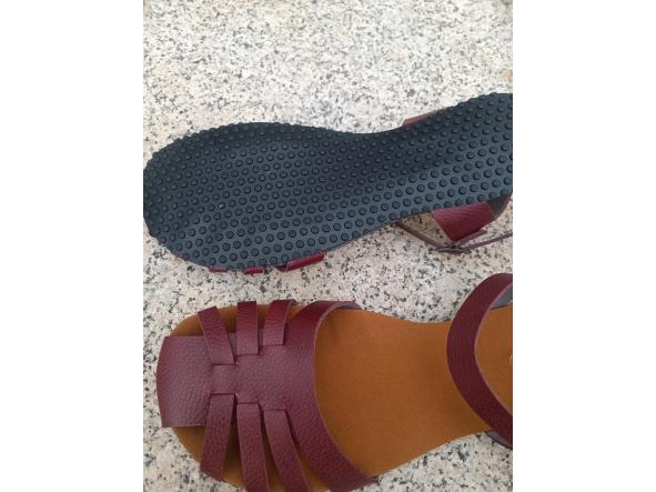 BAREFOOT PETRA BURDEOS, sandalias barefoot con suelas genericas Analco, 4 mm de grosor.  [3]